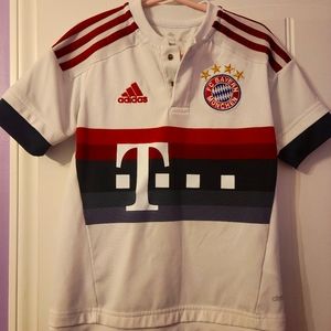 Like new Bayern Munchen XS kids soccer shirt